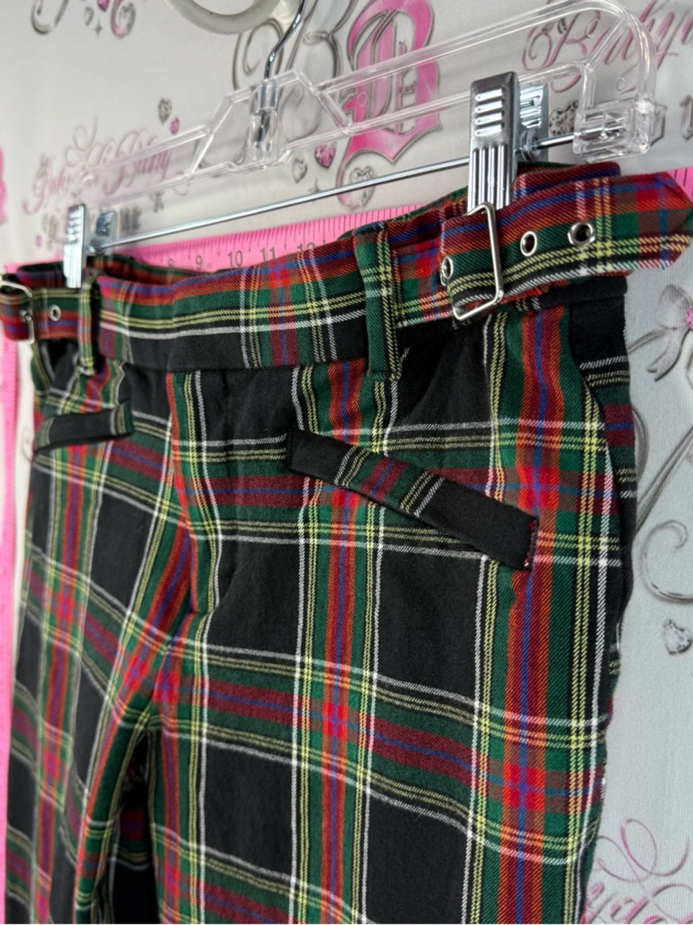 GAP Signature Skinny Ankle Trousers in with a Red, Green & Black pattern way Y2K - Picture 5 of 10